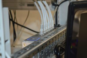 How is the Internet Connected