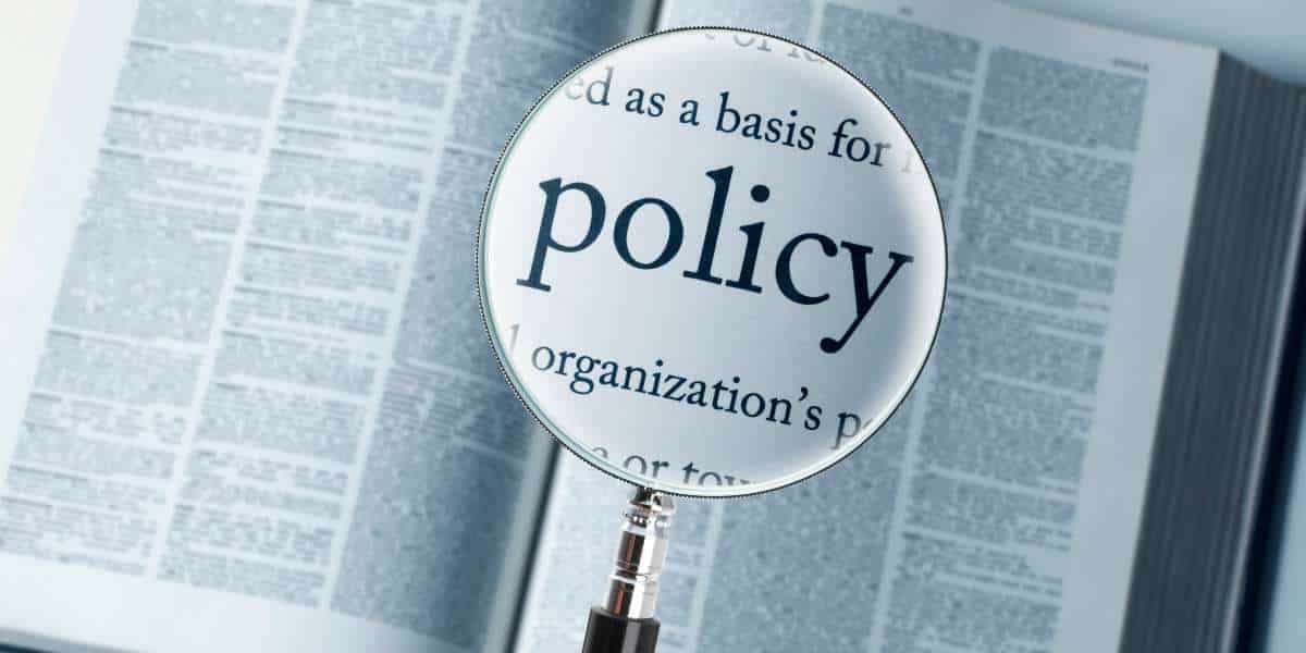 Building a Smart Data Retention Policy: WhatY ourSmall Business Needs to Keep( andDelete)